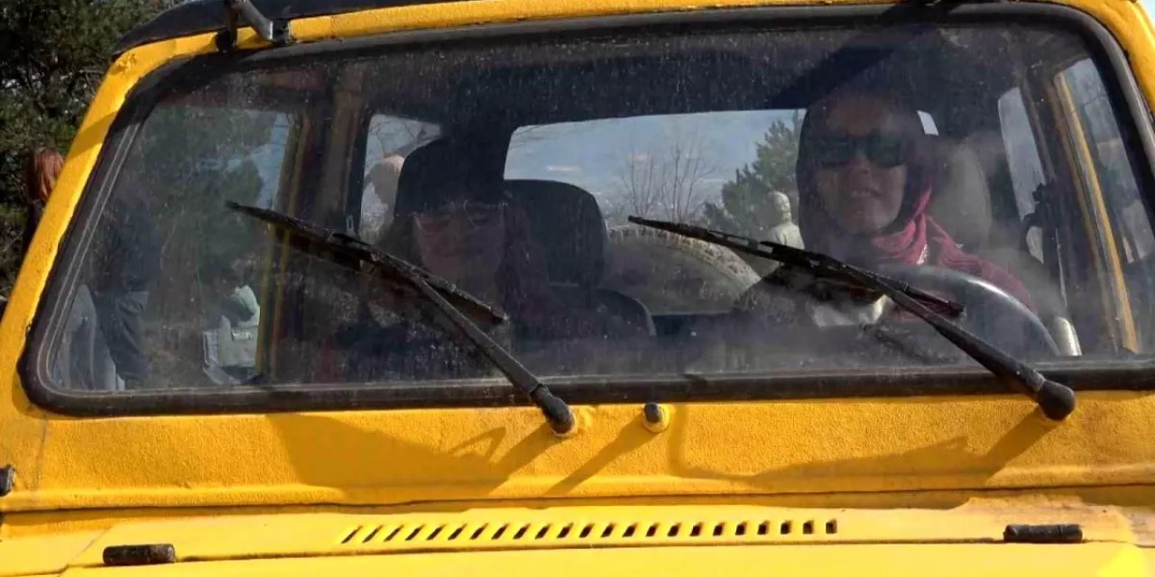 8 Mart'ta Direksiyon Kadınlarda: Bolu'da Zorlu Parkurun Tozunu Attırdılar