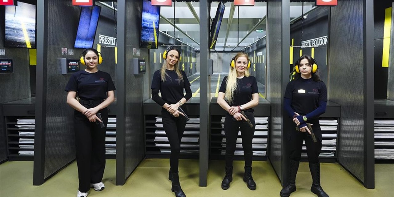 Kadın Atış Eğitmenleri Poligonda Hedefi 12'den Vuruyor
