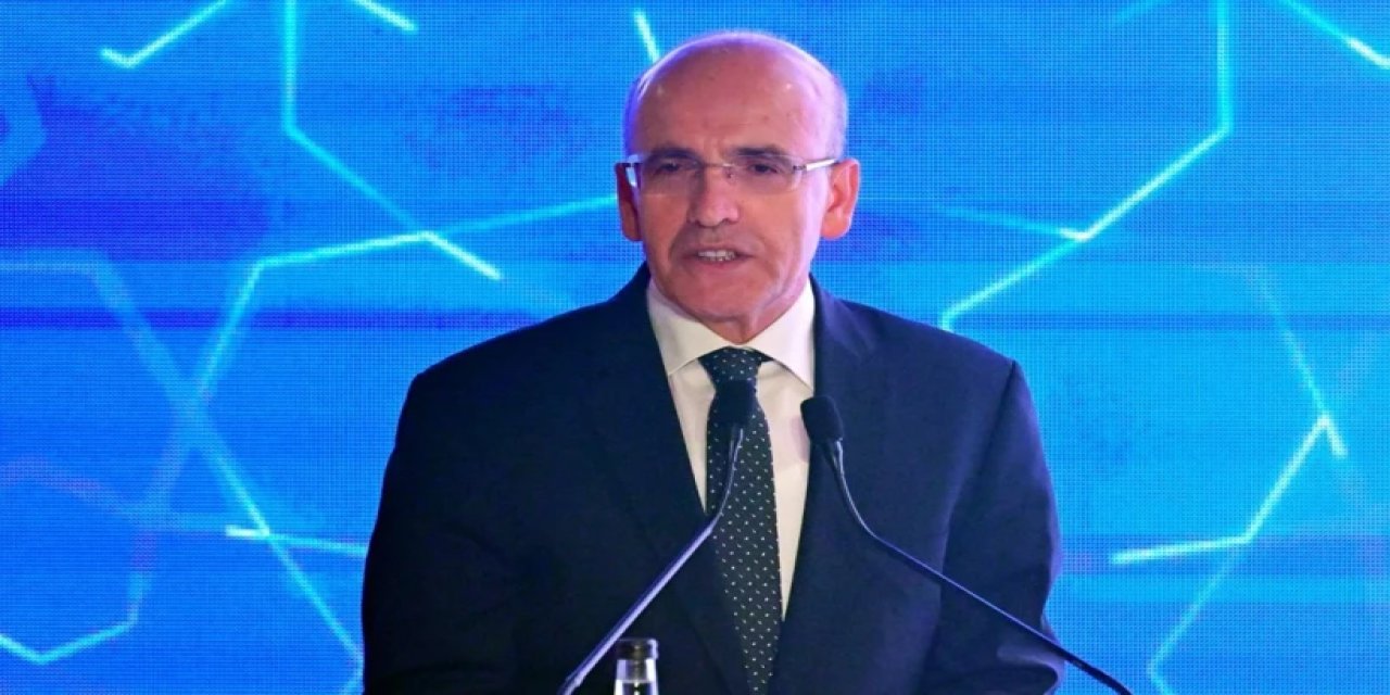 Bakan Şimşek'ten Petrol Fiyatı Açıklaması: "Bu Dalgalanma Geçici"