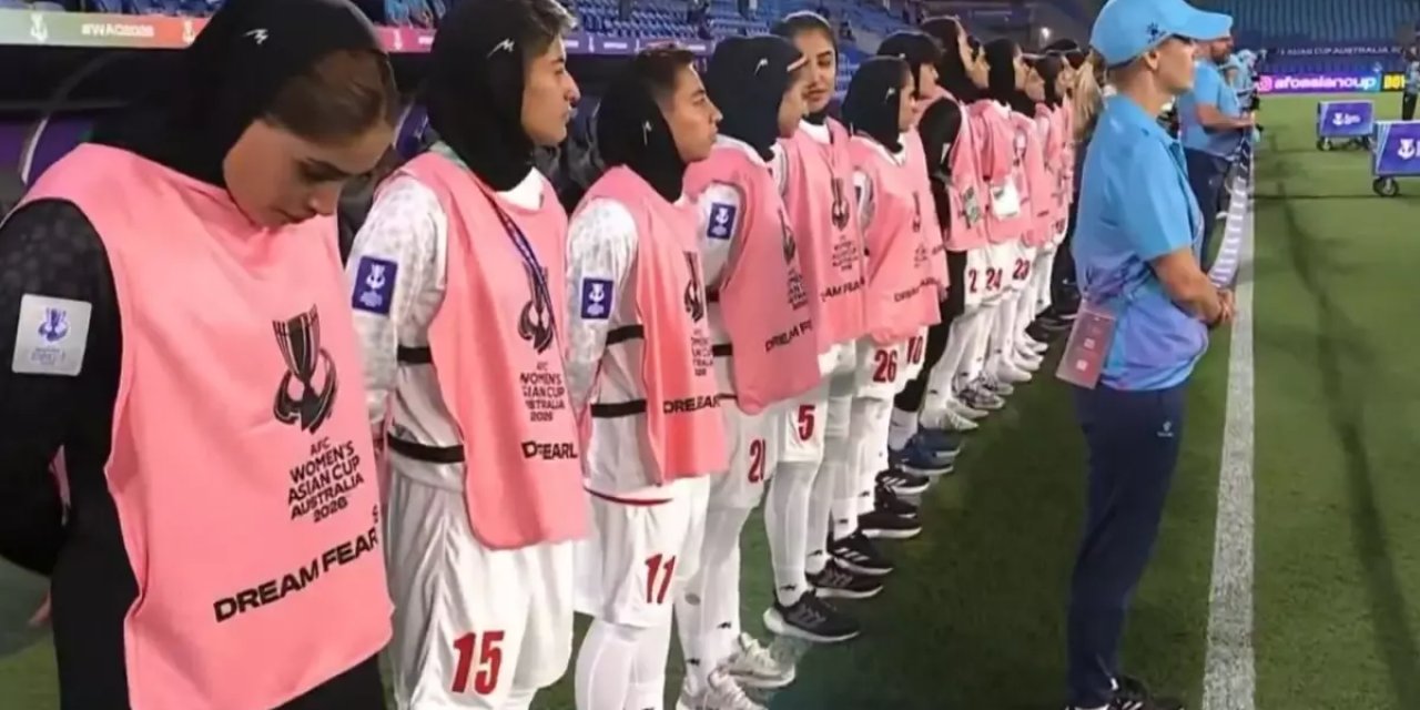 İran Kadın Milli Futbol Takımı'na İran'da Saldırı
