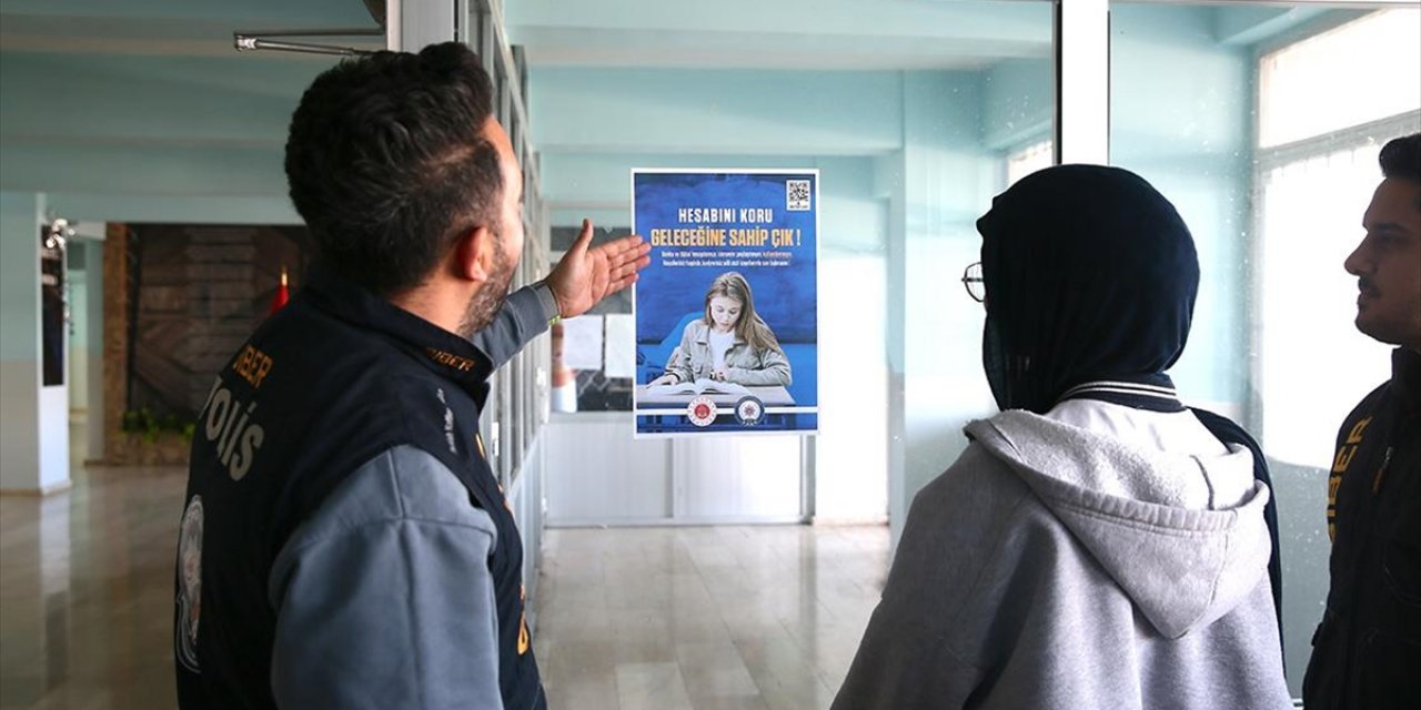 Gençlere "Hesabını Kullandırma, Geleceğini Karartma" Uyarısı