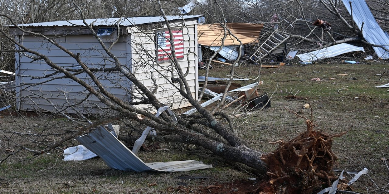 ABD'de Etkisini Sürdüren Fırtına ve Kasırgalarda Ölü Sayısı 8'e Yükseldi
