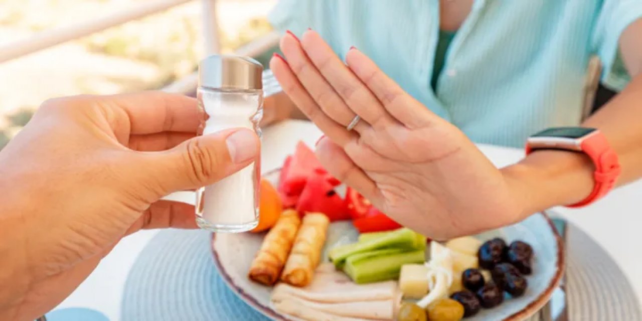 Her Gün Tüketiyoruz Ama Fark Etmiyoruz! İşte Gizli Tuz Kaynakları