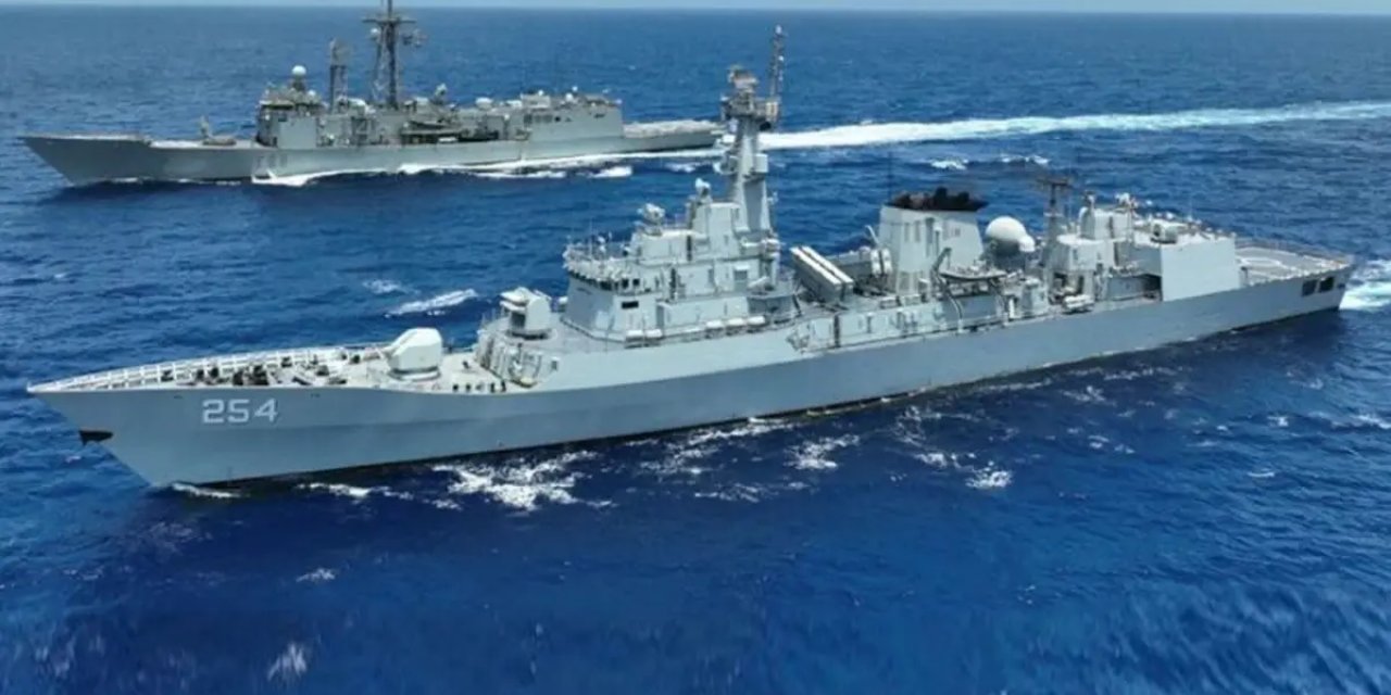 Pakistan Donanması 'Refakat Operasyonu' Başlattığını Duyurdu
