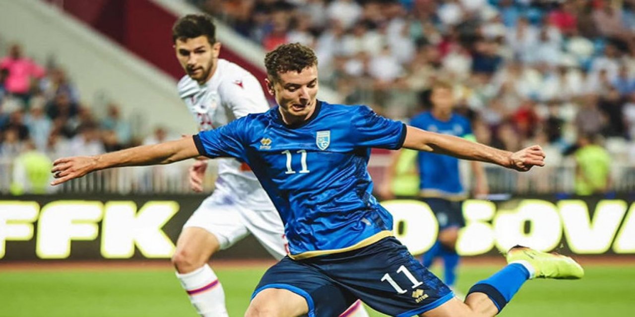 Fenerbahçe'den 30 Milyon Euroluk Golcü Operasyonu! Transferde Dev Rakip