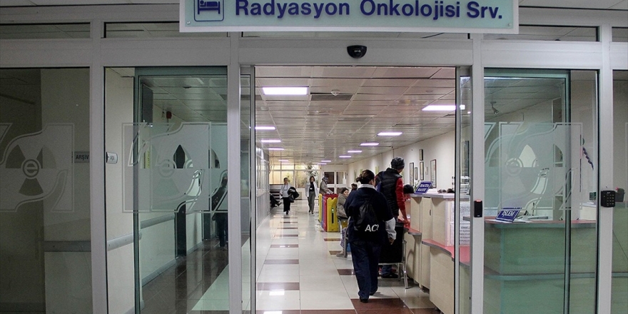 'Her 18 Saniyede Bir Kadına Meme Kanseri Tanısı Konuyor'