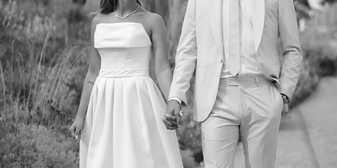 Fenerbahçe Mert Müldür'ün Nişanlısı İçin Harekete Geçti