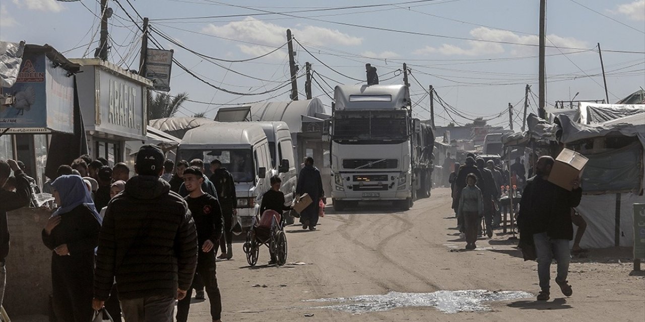 İsrail, İran Savaşı Sonrası Gazze’ye İnsanı Yardım ve Gıda Sevkiyatını Yüzde 10’a Düşürdü