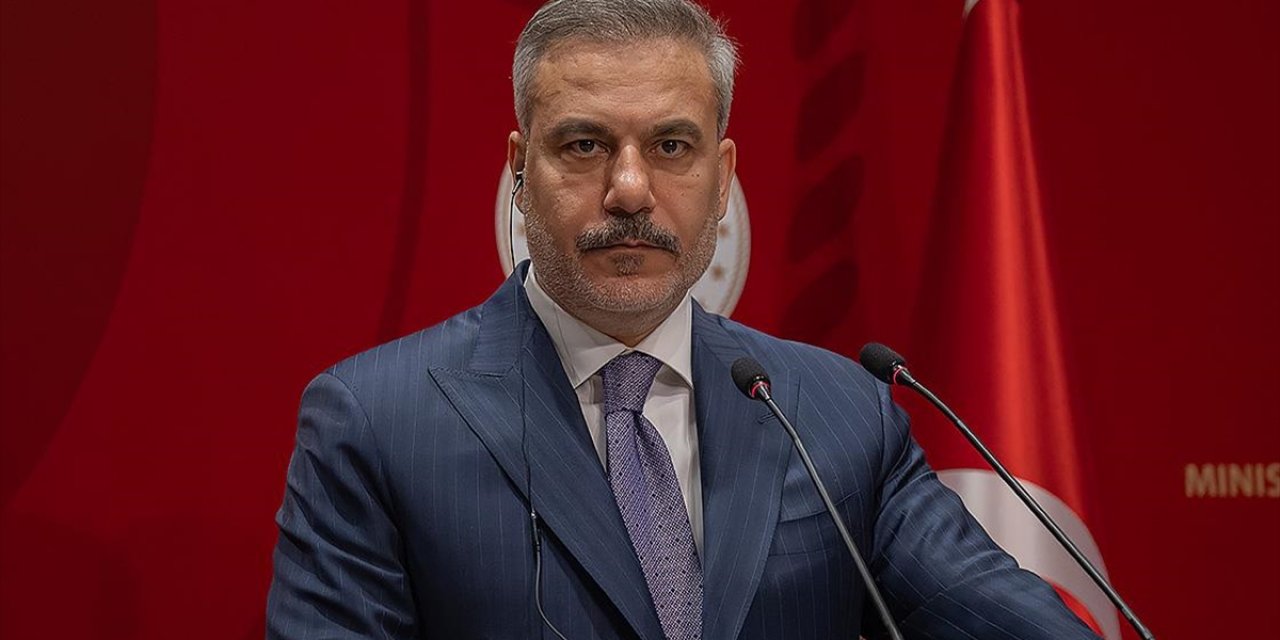 Bakan Fidan, Polonyalı Mevkidaşı Sikorski İle Bölgesel Ve Küresel Gelişmeleri Görüştü