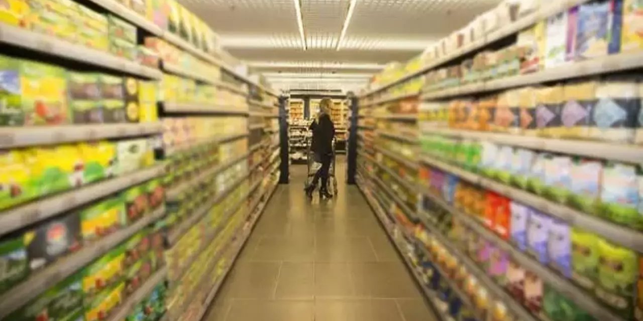 Ticaret ve Perakende Satış Hacmi Ocakta Aylık Ve Yıllık Bazda Arttı