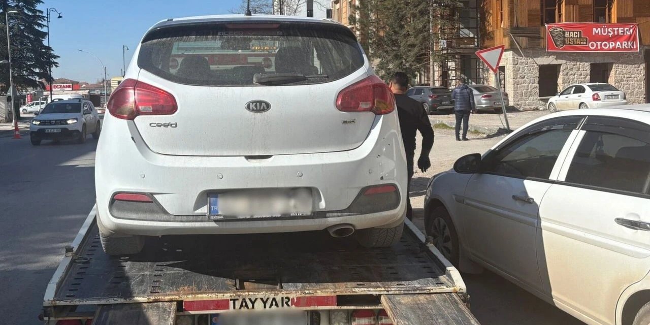 Yol Verme Tartışması Sopalı Saldırıya Dönüştü