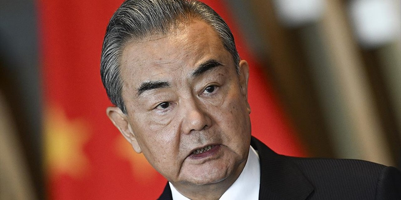 Çin Dışişleri Bakanı Vang'dan Orta Doğu'da Askeri Operasyonlara Son Verilmesi Çağrısı