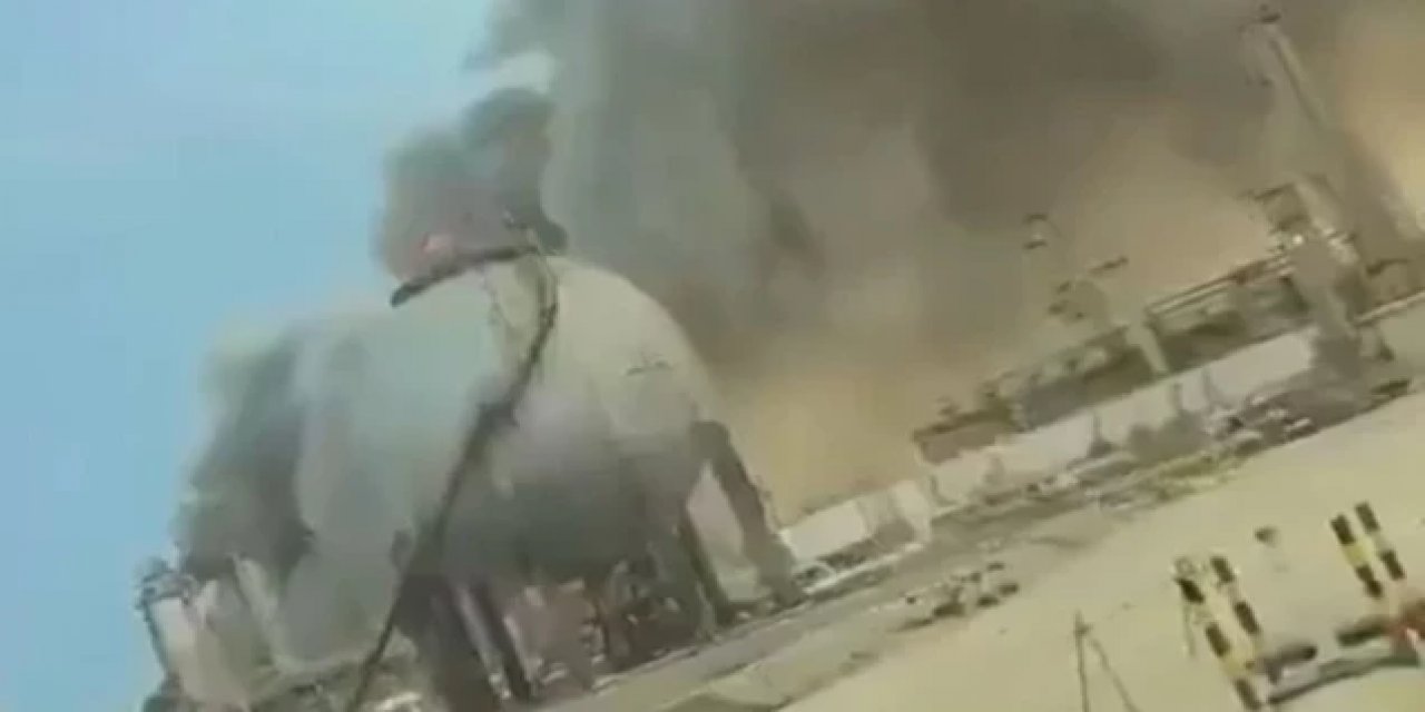 İran Kıyamet Senaryosu Yazdı! İran'dan Hamaney Açıklaması: "Yaralı Ama..."