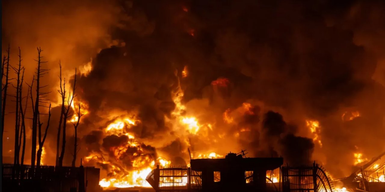 Tahran'daki Petrol Yangınları Bölgesel Hava Kalitesini Tehdit Ediyor