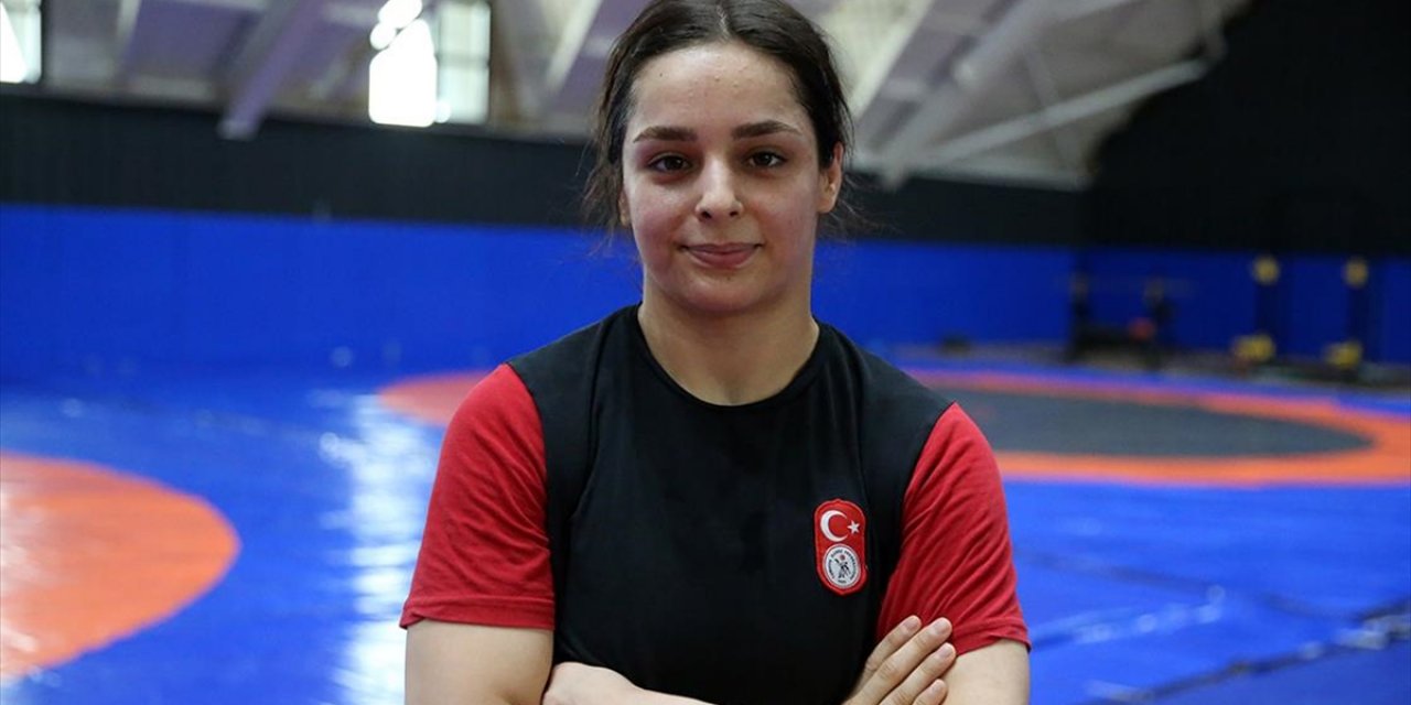 Milli Güreşçi Tuba Demir, 23 Yaş Altında Avrupa 3'üncüsü Oldu
