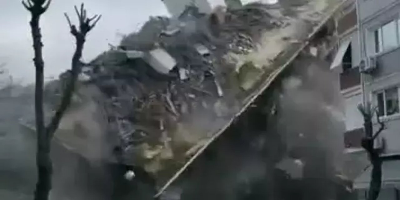 Avcılar’da 5 Katlı Bina Yıkım Sırasında Çöktü