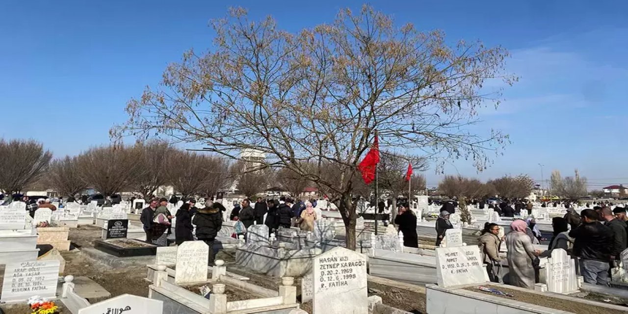 Iğdır'da 'Ölüler Bayramı' Geleneği Bu Yıl Da Gerçekleştirildi