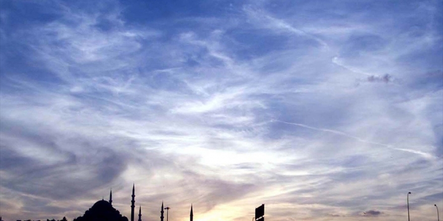 Marmara'ya Parçalı Ve Az Bulutlu Hava Hakim Olacak
