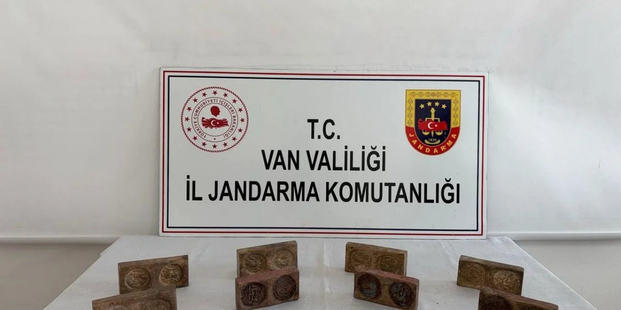 Van'da 3,5 Milyon Tl Değerinde Tarihi Eserler Ele Geçirildi