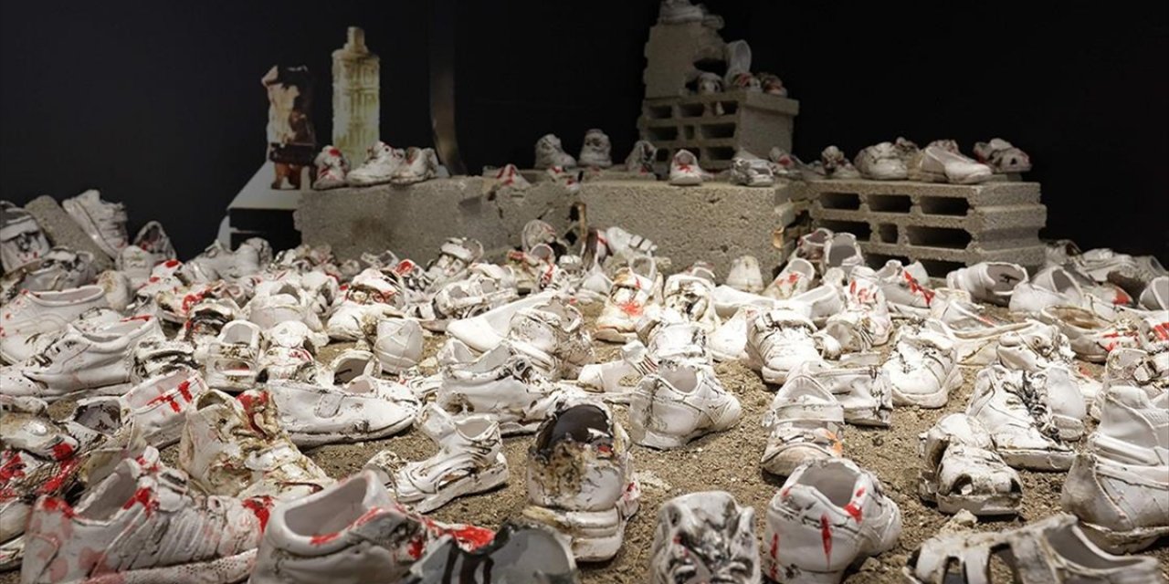 Kalyon Kültür'de Filistin'e Destek Amacıyla "Sessiz Ayakkabılar" Sergisi Açıldı