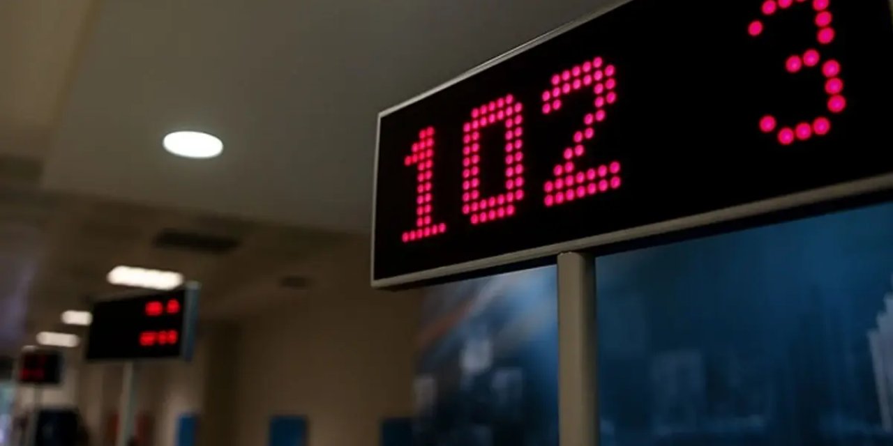 İki Bankanın İzinleri İptal Edildi