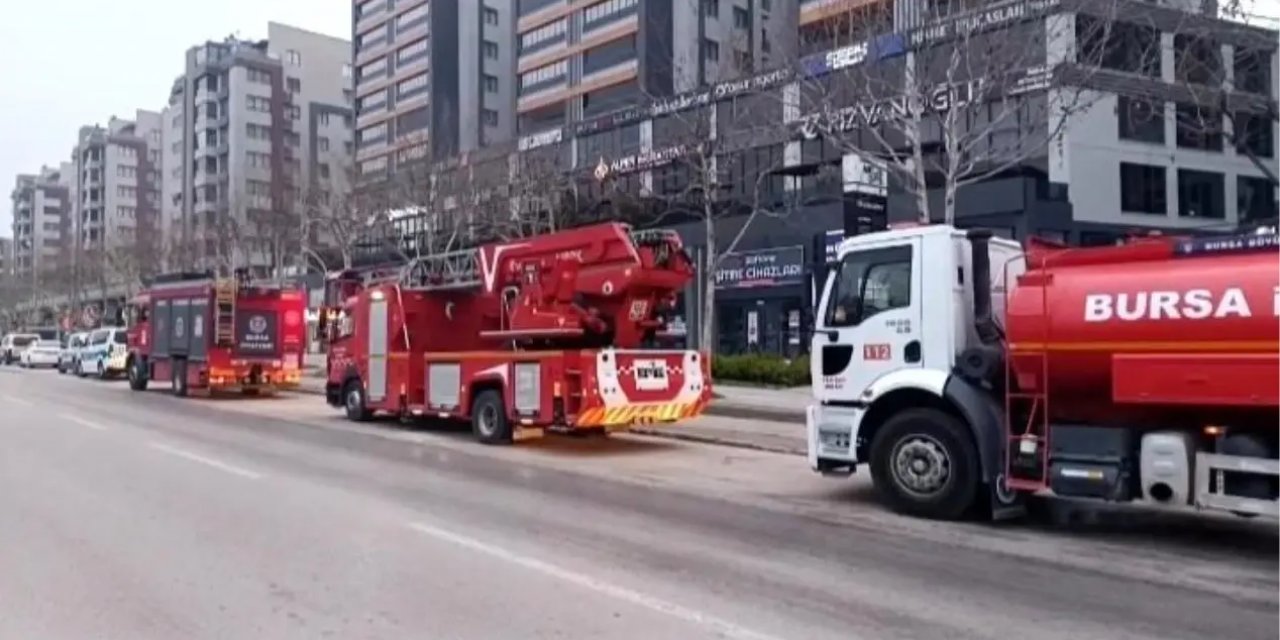 Bursa'da Pizza Şubelerine Kundaklama