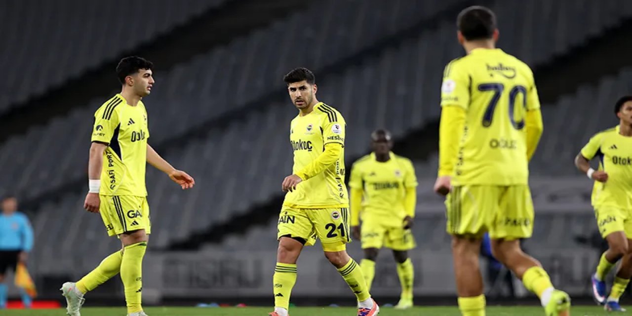 Fenerbahçe Ağır Yaralı; Son 4 Haftada 7 Puan Kaybetti