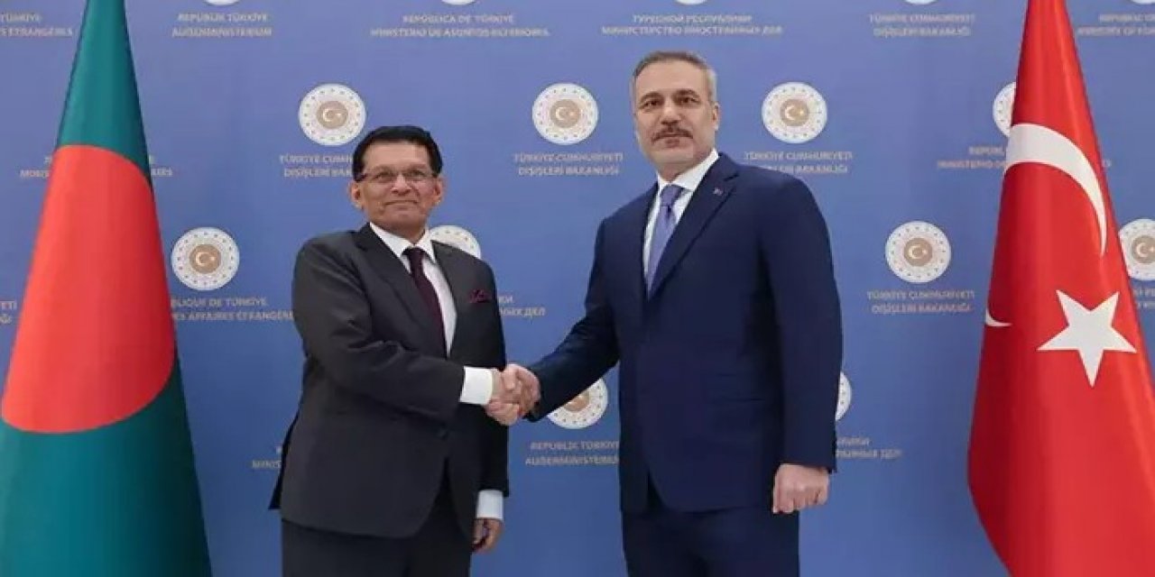 Dışişleri Bakanı Hakan Fidan, Bangladeş Dışişleri Bakanı Khalilur Rahman İle Ankara’da Bir Araya Geldi. .