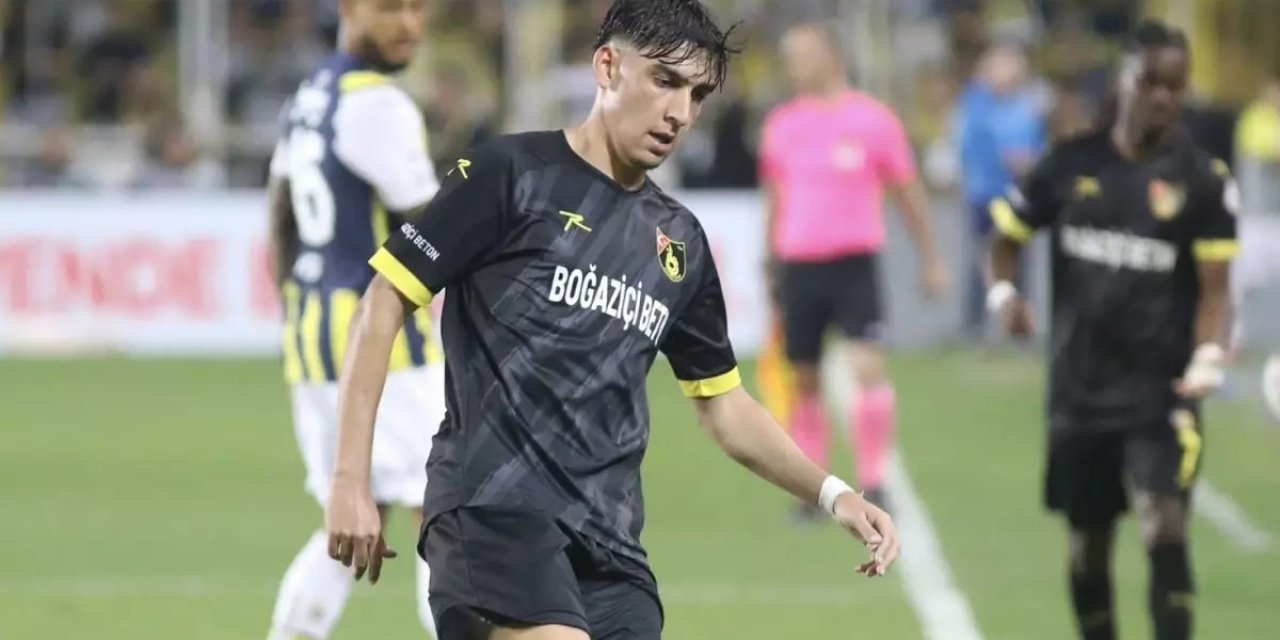 Henüz Ömrünün Baharındaydı! 20 Yaşındaki Futbolcudan Acı Haber