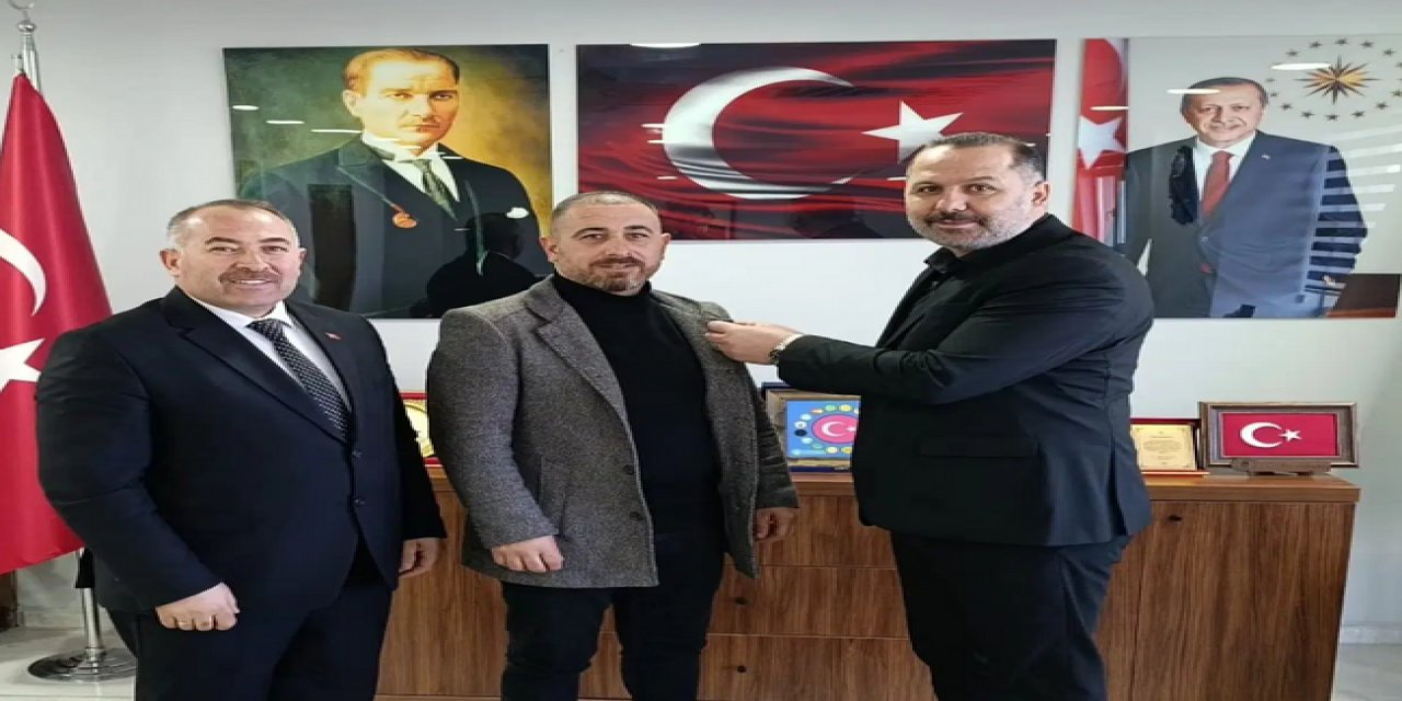 Partisinden İstifa Edip Ak Parti'ye Geçti!