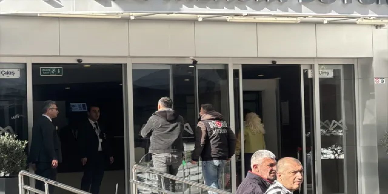 Mersin'deki İhaleye Fesat Karıştırma Ve Rüşvet Soruşturmasında 26 Zanlı Adliyede