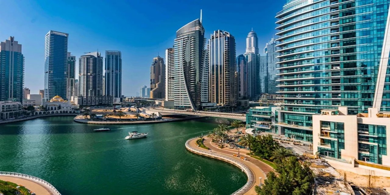 Savaşın Turizm Faturası: Akdeniz Sahillerinde Rezervasyon İptalleri Artıyor, Sezon Açılışları Erteleniyor