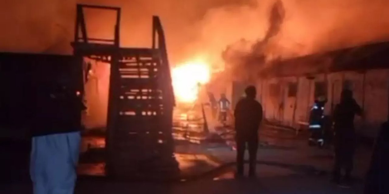 Afganistan: Pakistan'ın Kabil'deki Hastane Saldırısında 400 Kişi Hayatını Kaybetti