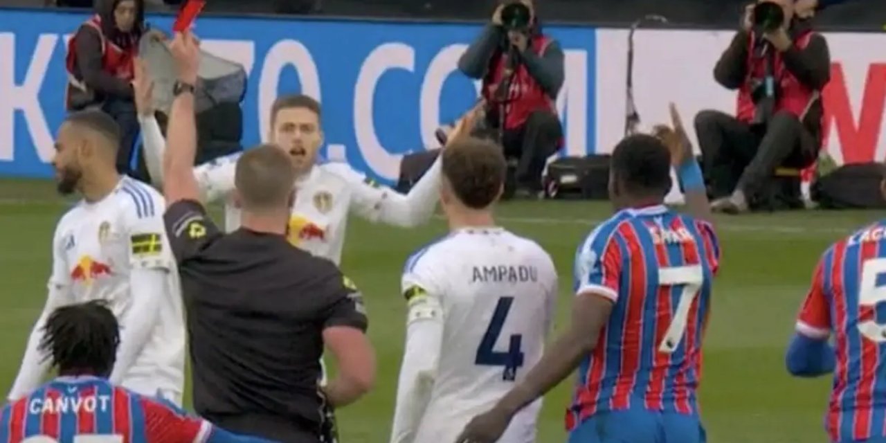 Dünyanın En İyi Liginde İnanılmaz Olay! Türkiye'de Olsa Maç Yarıda Kalır