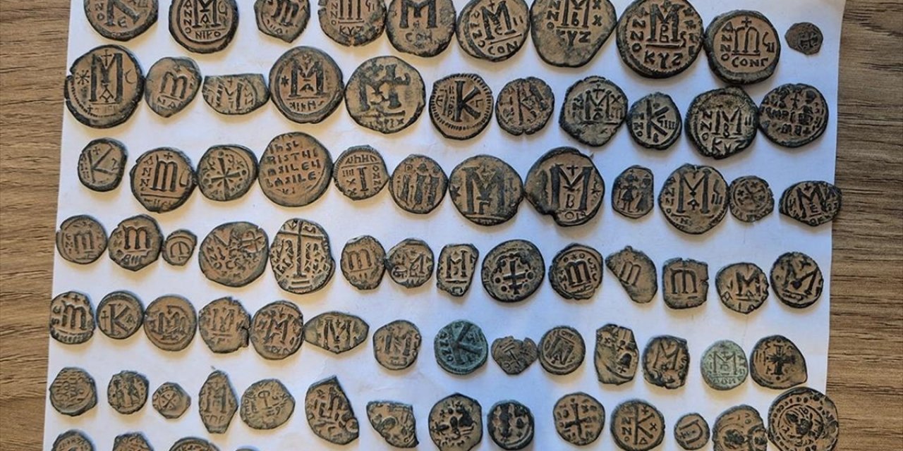 İtalya'ya Kaçırılmak İstenen Tarihi Eserleri Şoför Kabinindeki Sıra Dışı Yoğunluk Ele Vermiş