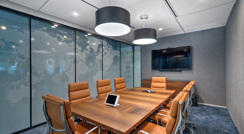 İNGİLTERE'DE FÜTÜRİST BİR YAZAR, OFİS ÇALIŞANLARININ GELECEKTE NEYE BENZEYECEĞİNİ ORTAYA KOYDU