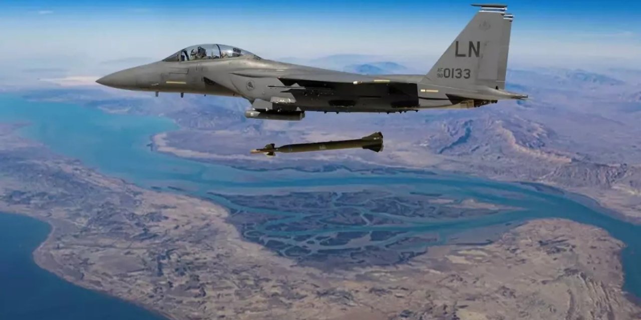 ABD Tek Başına Harekete Geçti! Ülkenin Can Damarı 2 Tonluk Bombalarla Vuruldu