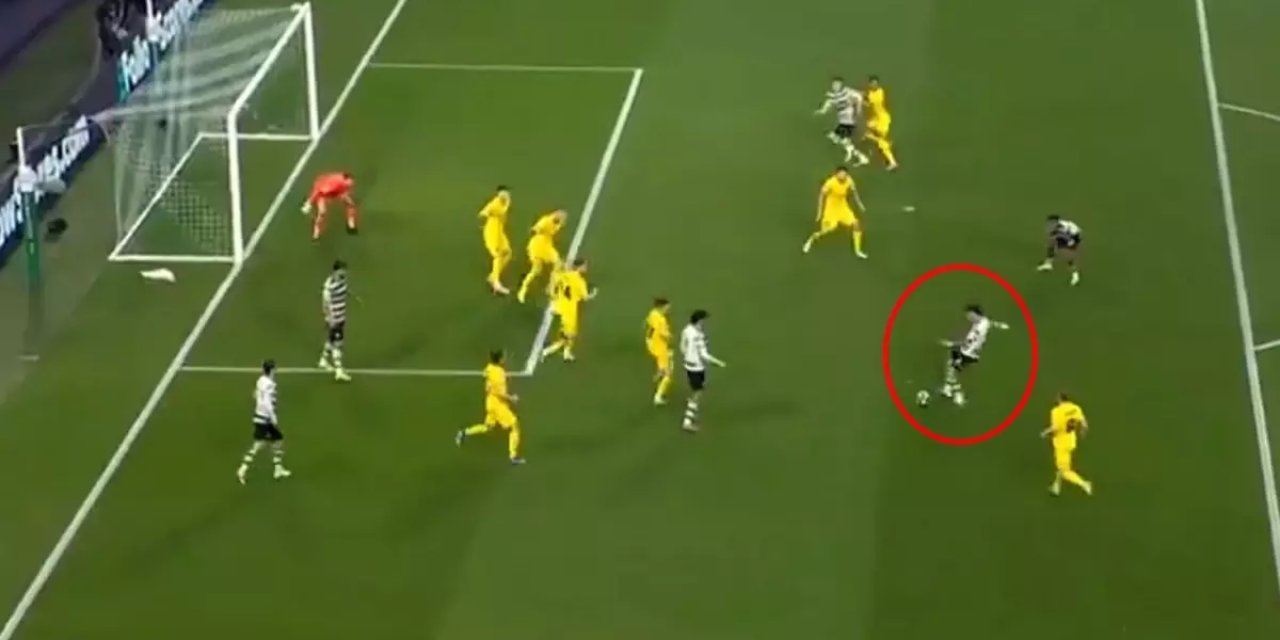 Bütün Dünya Ayakta Alkışlıyor! Peri Masalı Kötü Bitti