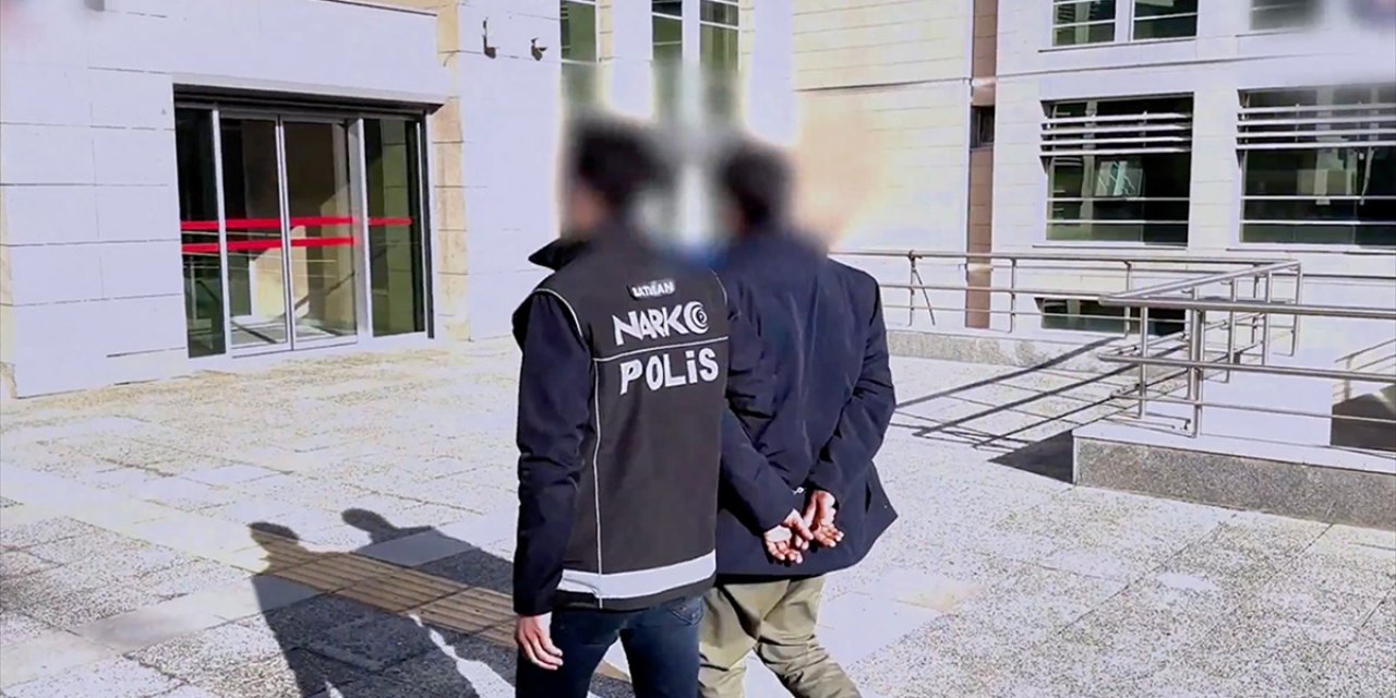 73 İldeki Uyuşturucu Operasyonlarında 958 Şüpheli Yakalandı