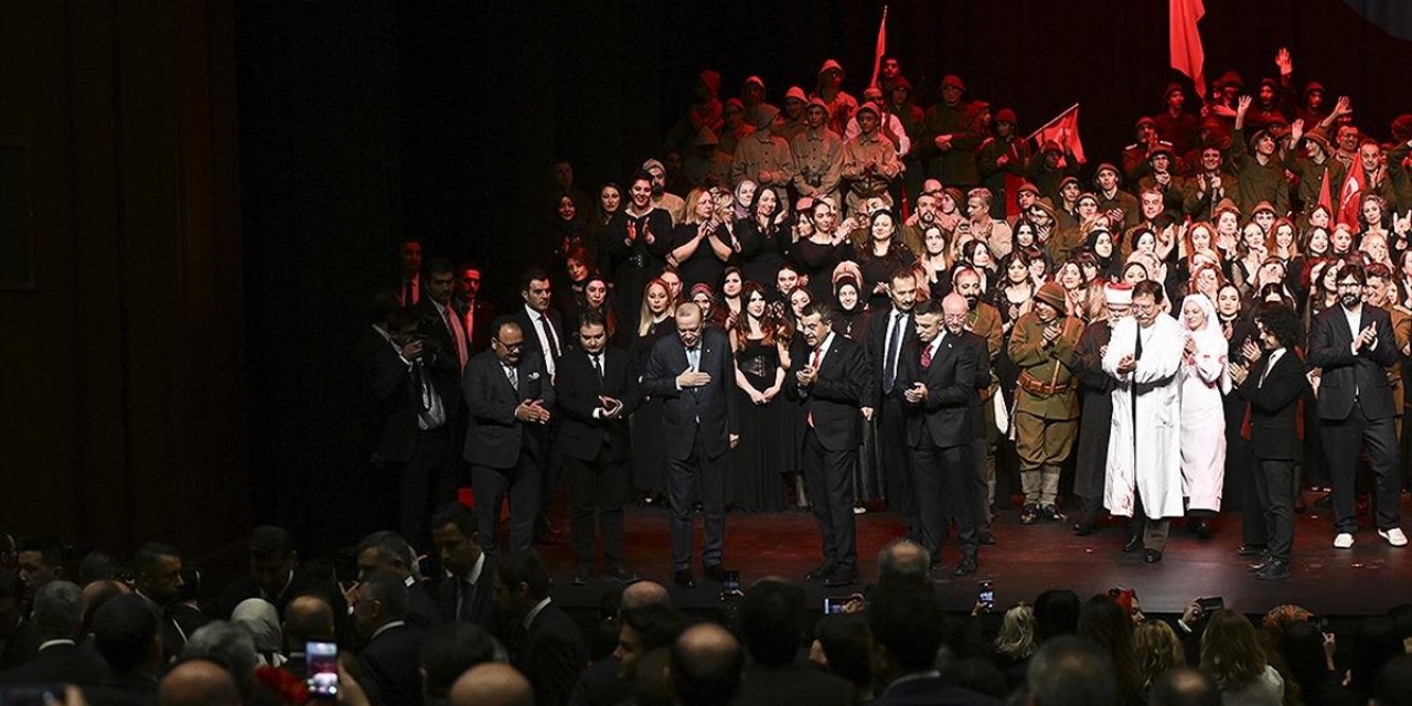 Cumhurbaşkanı Erdoğan, "Şüheda 1915" Tiyatro Gösterimi'ni İzledi