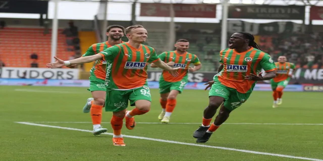 Alanyaspor'un Şakası Yok! Kocaelispor'a Tarihi Fark
