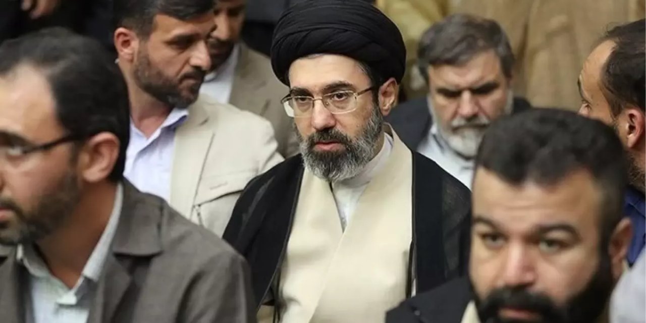 Öldürüldüğü İddia Edilen Hamaney'den Günler Sonra İlk Açıklama