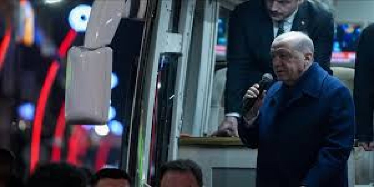 Cumhurbaşkanı Erdoğan, Memleketi Rize'nin Güneysu İlçesinde Vatandaşlara Hitap Etti