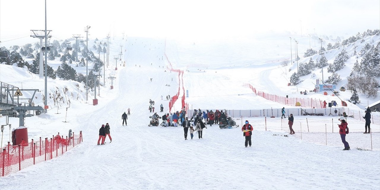 Kayak Merkezlerinde En Fazla Kar Kalınlığı 282 Santimetreyle Ergan'da Ölçüldü