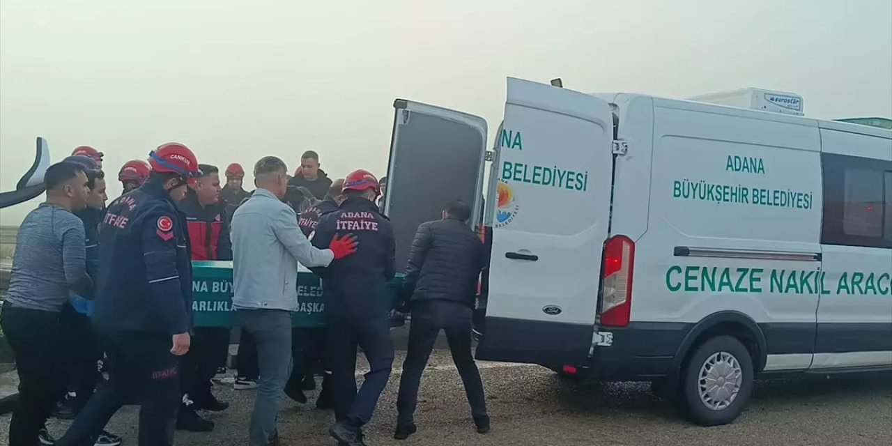 Adana'da Yolcu Otobüsü Devrildi: Ölü ve Yaralılar Var