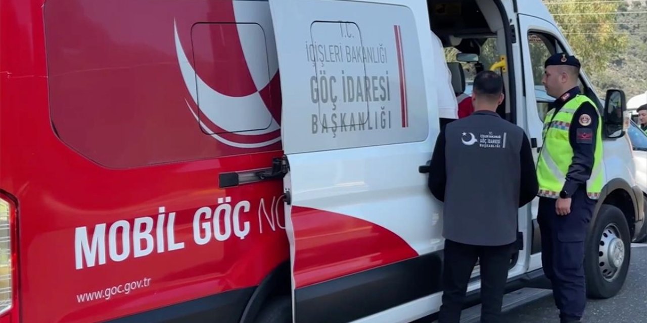 Bayramda 81 İlde 375 Mobil Göç Noktası Aracıyla Denetimler Sürdürülecek