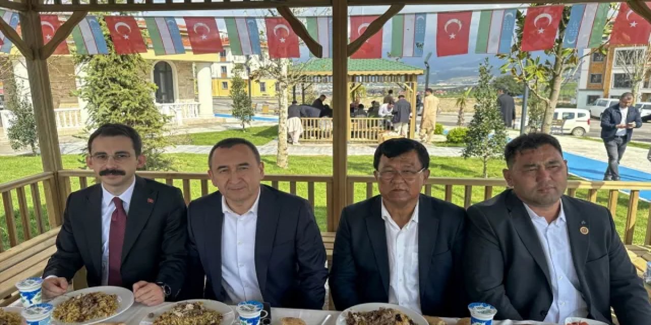 Özbekistan'dan Hataylı Afetzedelere Yöresel Lezzet İkramı