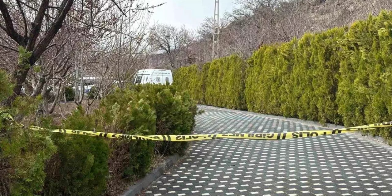 Bayramın İlk Günü İntihar Etti