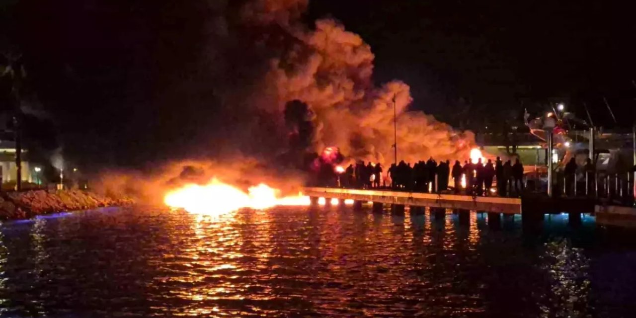 Bodrum'da Milyonluk Tekneler Alev Alev Yanıyor