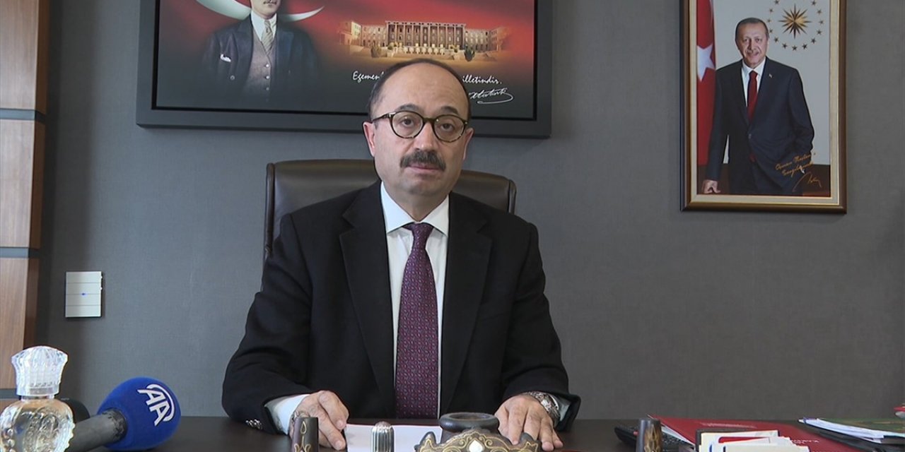 100'den Fazla Şiir Yazan Ak Parti Bursa Milletvekili Mesten: Şiir Okumak Ve Yazmak Çok Muhteşem Hissettiriyor